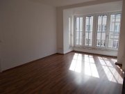 Chemnitz Vormieter verkauft EBK *** 2-Zimmer mit Laminat und Wannenbad in guter Lage *** Wohnung mieten