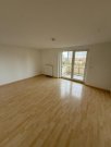 Chemnitz 2-Zimmer mit Laminat, Balkon, Stellplatz und Wannenbad in ruhiger Lage! EBK mgl. Wohnung mieten