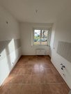 Chemnitz 2-Zimmer mit Laminat, Balkon, Stellplatz und Wannenbad in ruhiger Lage! EBK mgl. Wohnung mieten
