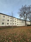 Chemnitz 2-Zimmer mit Laminat, Balkon, Stellplatz und Wannenbad in ruhiger Lage! EBK mgl. Wohnung mieten
