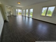 Chemnitz Exklusive 3 Raum Wohnung in Adelsberg + Stellpatz + Barrierefrei + Keller Wohnung mieten