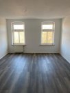 Chemnitz Am Park! Günstige 2,5-Zi. mit Aufzug, Laminat, Abstellraum und Dusche! Wohnung mieten