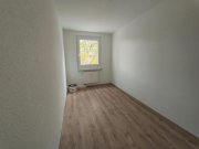 Chemnitz Helle 3-Zi. mit Balkon, Wanne & Laminat in ruhiger Lage! Wohnung mieten
