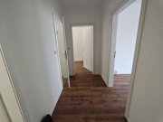 Chemnitz Neu renoviert! Helle 3-Zi. mit Balkon, Wanne & Laminat in ruhiger Lage! Wohnung mieten