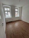 Chemnitz Zweitbezug nach San.! Kompakte 3-Zi mit EBK, Laminat, offener Küche und Wanne Wohnung mieten