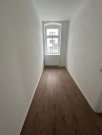 Chemnitz Zweitbezug nach San.! Kompakte 3-Zi mit EBK, Laminat, offener Küche und Wanne Wohnung mieten