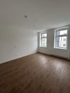 Chemnitz Zweitbezug nach San.! Kompakte 3-Zi. mit Einbauküche, Lam., Lift u. Wanne! Wohnung mieten