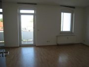 Chemnitz Große 2-Zimmer mit Laminat, Wannenbad, Stellplatz und Balkon in ruhiger Lage! EBK mgl. Wohnung mieten
