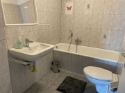 Chemnitz Vollmöblierte und gemütliche DG 3-Zimmer mit Balkon, Laminat und Wanne! Wohnung mieten