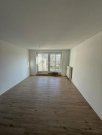 Limbach-Oberfrohna Großzügige 2,5-Zimmer mit Balkon Tageslichtbad und Wanne in guter Lage! Wohnung mieten