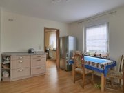 Oberlungwitz (EF1231_M) Zwickau: Oberlungwitz, preiswerte möblierte Wohnung mit PKW-Stellplatz, Dusche, Waschmaschine Wohnung mieten