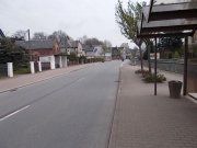 Oberlungwitz *** Großzügige 2-Zimmer mit Laminat, Wannenbad und Balkon! Stellplatz o. Carport mgl. *** Wohnung mieten