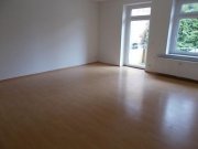 Oberlungwitz *** Großzügige 3-Zimmer mit Laminat, Wannenbad und Balkon! Carport oder Stellplatz mgl. Wohnung mieten