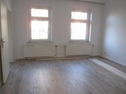 Niederwiesa * Kompakte 3-Zimmer mit Laminat, EBK und Wanne in guter Lage! * Wohnung mieten