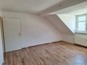 Freiberg Geräumige 2-Zimmer-Wohnung im Dachgeschoss, frisch renoviert Wohnung mieten