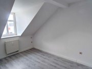 Freiberg Wohnen im Altbau: Große 3-Zimmer-Wohnung im Dachgeschoss, auf Wunsch mit EBK Wohnung mieten