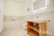 Berlin Dachgeschoss! Luxuriöse 3 Zimmer Wohnung mit ca. 88m², EBK und Skyline-View in Mitte Wohnung mieten