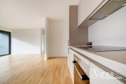 Berlin Große und helle 2 Zimmer Wohnung mit 2 Balkons, ca. 67 m², EBK und Concierge in Mitte Wohnung mieten