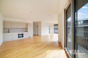 Berlin Großzügige 4 Zimmer Wohnung mit ca. 112m², EBK, Fußbodenheizung und umlaufendem Balkon in Berlin-Mitte Wohnung mieten