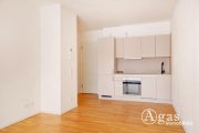 Berlin Helle 2 Zimmer Wohnung mit Weitblick, ca. 40m², EBK und Balkon in Berlin-Mitte! Wohnung mieten