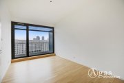 Berlin LICHTDURCHFLUTET! 2 Zimmer Dachgeschoss-Wohnung mit ca. 77m² und großer Terrasse in Berlin-Mitte Wohnung mieten