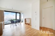 Berlin MÖBEL OPTIONAL! Helle 2 Zimmer Wohnung mit ca. 40m², EBK und Balkon in Mitte! Wohnung mieten