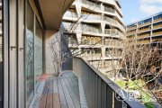 Berlin Ruhige 2 Zimmer Wohnung ca. 42m2, EBK,
Fußbodenheizung und Balkon mit Gartenblick in
Berlin-Mitte Wohnung mieten