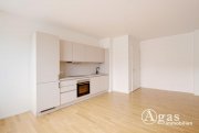 Berlin Toll ausgestattete 2 Zimmer Wohnung mit ca. 49m², 24/7 Concierge, EBK und Balkon in Berlin-Mitte! Wohnung mieten