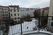 Berlin möblierte und ruhige 2-Zimmer-Wohnung mit Balkon am Alex Wohnung mieten