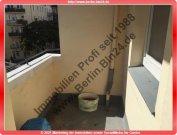 Berlin Mietwohnung 2 Zimmer, Wohnzimmer mit Balkon Südseite Wohnung mieten