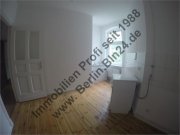 Berlin Bezug nach Vollsanierung - ruhiger Seitenflügel mit Süd Balkon Wohnung mieten