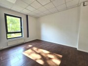 Berlin Prov.-frei: Helles Büro mit Glastüren Gewerbe mieten