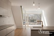Berlin ERSTBEZUG! Stilvolle 3-Zimmer-Maisonettewohnung mit Garten
in Wedding Wohnung mieten