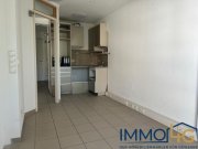 Berlin ZU VERMIETEN: Modernes Büro mit 2 Räumen und einer offenen Küche im Herzen von Alt-Tegel - Aufzug vorhanden Gewerbe mieten