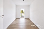 Altlandsberg Erstbezug! Helle 3-Zimmer-Wohnung mit Südbalkon, EBK, Aufzug und PKW-Stellplatz Wohnung mieten
