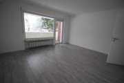 Emden Emden - Barenburg: Moderne 4-Zimmer-Wohnung im Erdgeschoss mit Balkon! Wohnung mieten