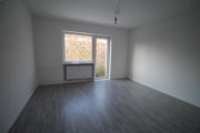 Emden Emden - Barenburg: Moderne 3-Zimmer-Wohnung im 1. Obergeschoss mit Balkon! Wohnung mieten