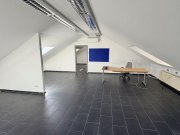 Neustadt am Rübenberge zeitlose Dachgeschoß Bürofläche mit Klimaanlage Gewerbe mieten