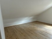 Hagenburg Gemütlich wohnen unterm Dach - 3 Zi. mit Balkon Wohnung mieten