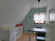 Kassel (EF1063_M) Kassel-Stadt: Kirchditmold, preiswerte möblierte Dachgeschosswohnung mit Balkon in ruhiger Randlage Wohnung mieten