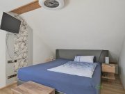 Fulda (EF1292_M) Fulda: Zell, große möblierte Wohnung mit Dusche, Wanne, Balkon, PKW-Stellplatz und Reinigung Wohnung mieten