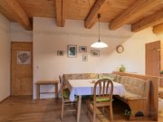 Ebersburg (EF1132_M) Fulda: Ebersburg, neu möblierte Wohnung im alpenländischen Stil mit Terrasse im OT Weyhers Wohnung mieten