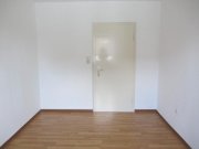 Holzminden 3-Zimmer-Mietwohnung im I OG mit Balkon und Garage, Nähe Internat am Solling... Wohnung mieten