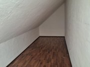 Holzminden 3-Zimmer-Mietwohnung in Holzminden/Neuhaus zu vermieten - Komplett renoviert/teilsaniert in 2025 Wohnung mieten
