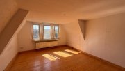 Holzminden 6-Zimmer-Dachgeschosswohnung mit EBK und Gartenabteil, nähe Bahnhof Wohnung mieten