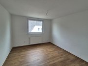 Holzminden Renovierte 3-Zimmer-Dachgeschosswohnung, zw. Innenstadt und Stiebel Eltron Wohnung mieten