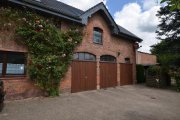 Eschershausen Hinterhaus mit 3 Zimmern und Garage in Eschershausen zu vermieten Wohnung mieten