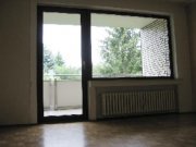 Düsseldorf Herrliche 3 Zimmer Wohnung mit 13 m² SW Loggia und Einbauküche mit integrierter Waschmaschine Wohnung mieten