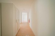 Düsseldorf Stilvolle 3-Zimmer-Altbauwohnung in zentraler Lage von Pempelfort mit EBK Wohnung mieten