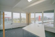 Ratingen Arbeiten mit Weitblick - Bürofläche mit Dachteich in modernem Gebäude Gewerbe mieten